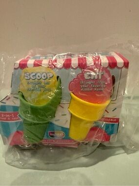 YOU SCREAM FOR ICE CREAM!! 2-in-1 Scoop & Cone Set- 4 Cones-NIP